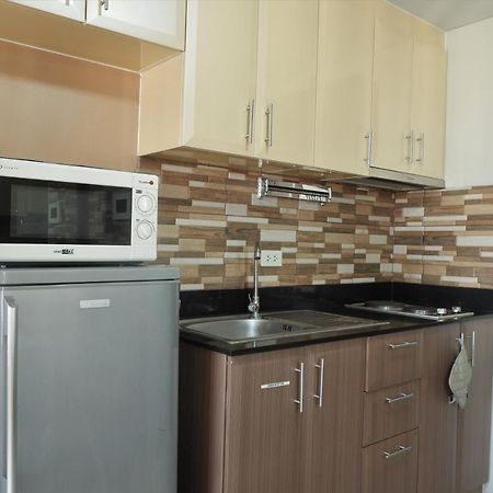 One Palm Tree Villas مانيلا المظهر الخارجي الصورة