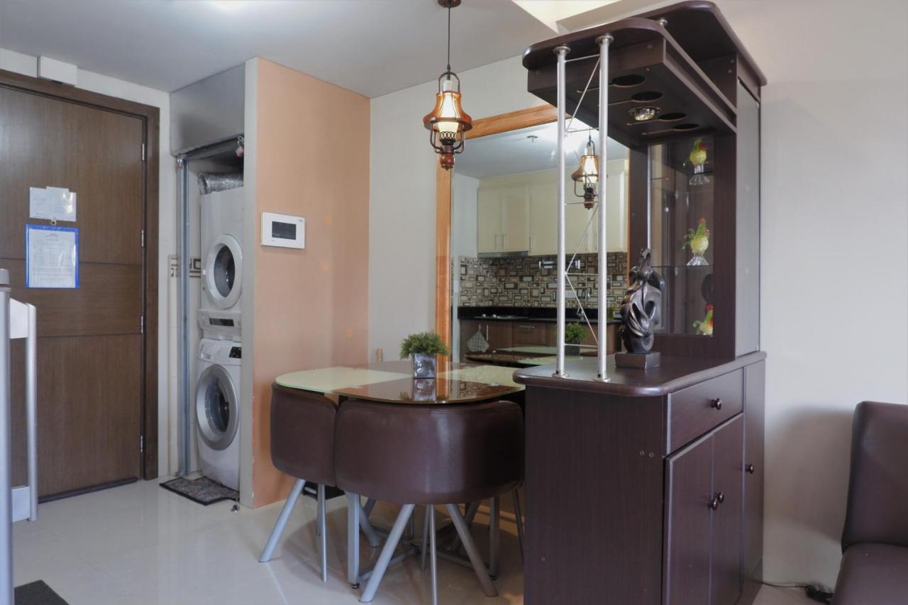 One Palm Tree Villas مانيلا المظهر الخارجي الصورة