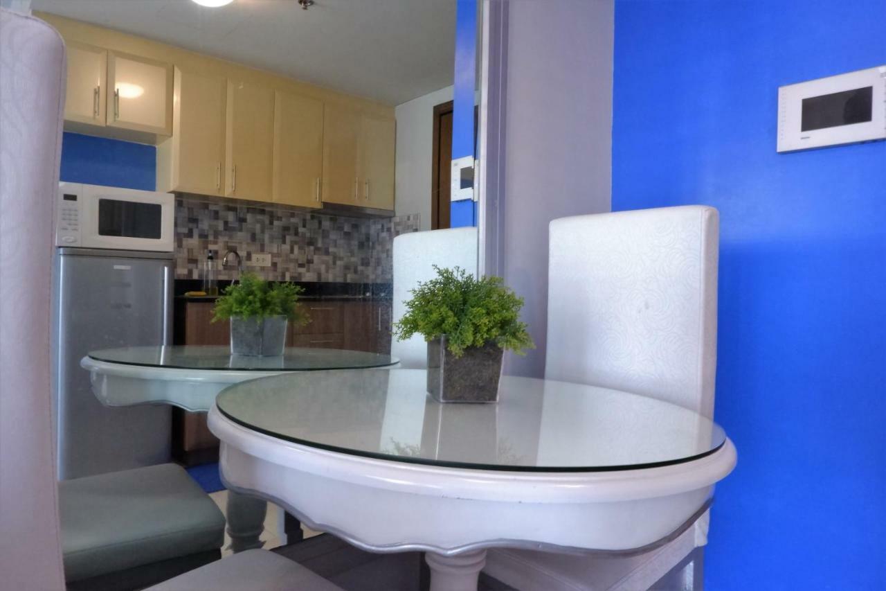 One Palm Tree Villas مانيلا المظهر الخارجي الصورة